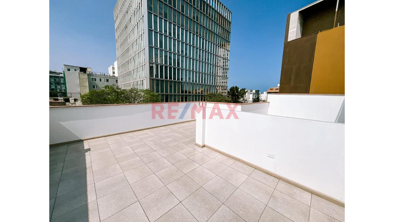 Alquilo Casa De 3 Pisos Recién Remodelada Y De Estreno | 340 M2 En San Isidro - 20