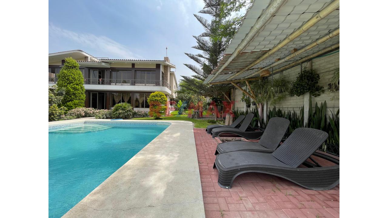 Casa De Campo En Alquiler / Amoblado De 1000M2 En El Condominio Mas Exclusivo De Jatosisa Alta - Pachacamac Condominio Residencial “El Refugio De Jatosisa” — foto 4