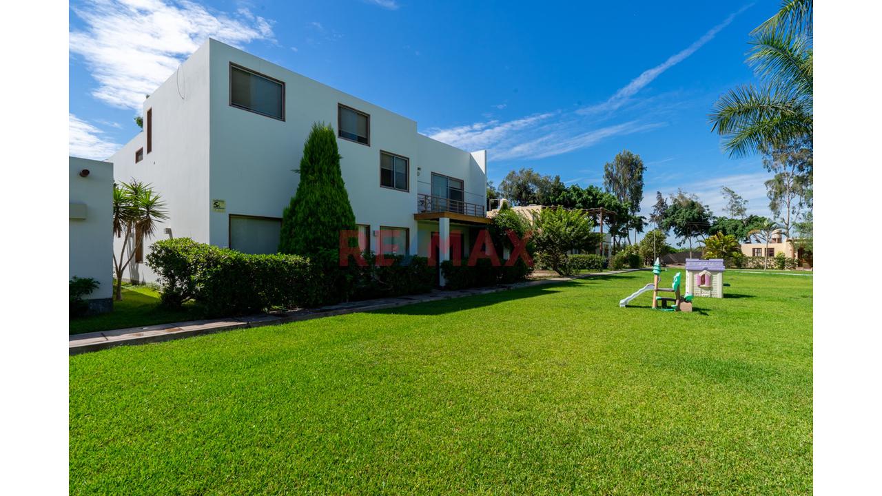 Se Vende Moderna Casa De Campo Ubicada Dentro De Un Exclusivo Condominio - 2