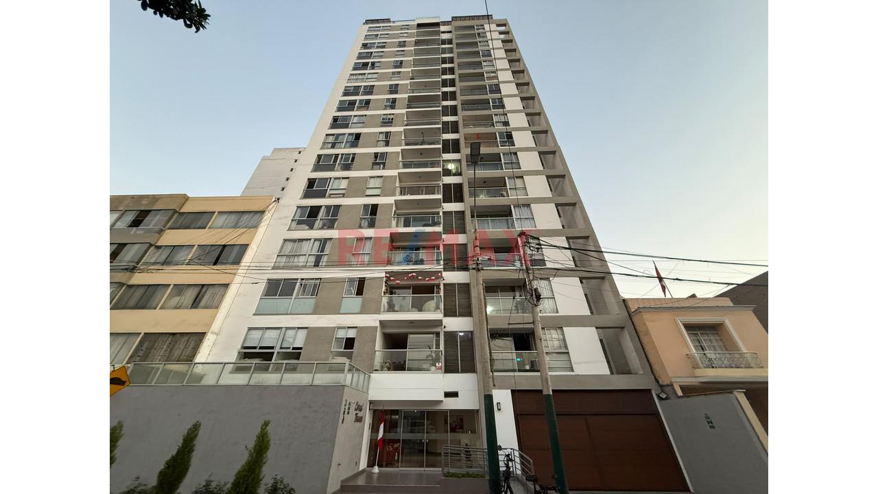 Alquiler Departamento En La Mejor Zona De Magdalena Con  Vista Panoramica Y Cochera — foto 2