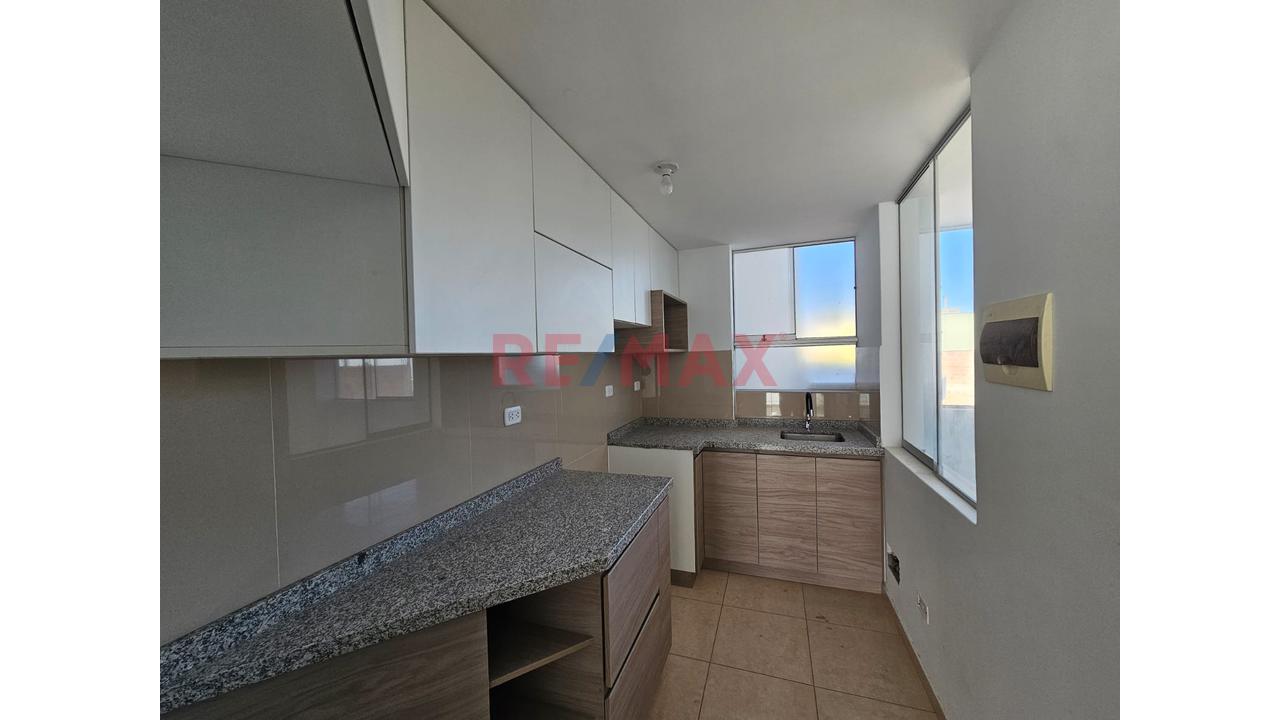 🏡 Amplio Departamento En Tercer Piso Con Acabados En Porcelanato – Cerro Colorado — foto 2
