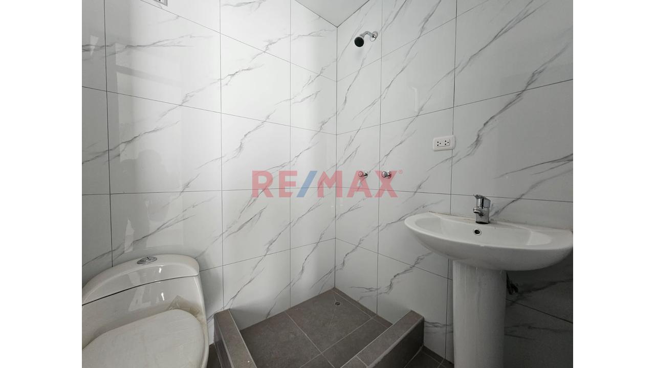 🏡 Amplio Departamento En Tercer Piso Con Acabados En Porcelanato – Cerro Colorado — foto 10