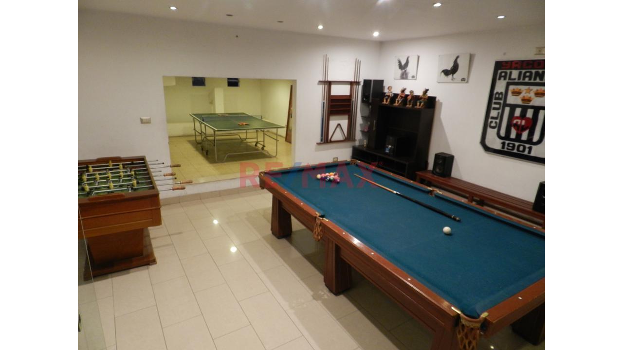 Allquilerl De Casa Con Piscina Y 2 Cocheras - 18