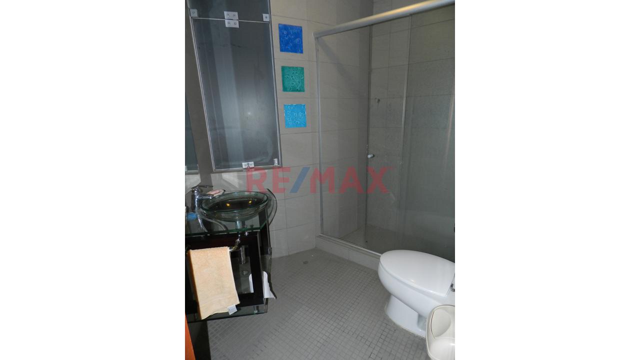 Allquilerl De Casa Con Piscina Y 2 Cocheras - 20