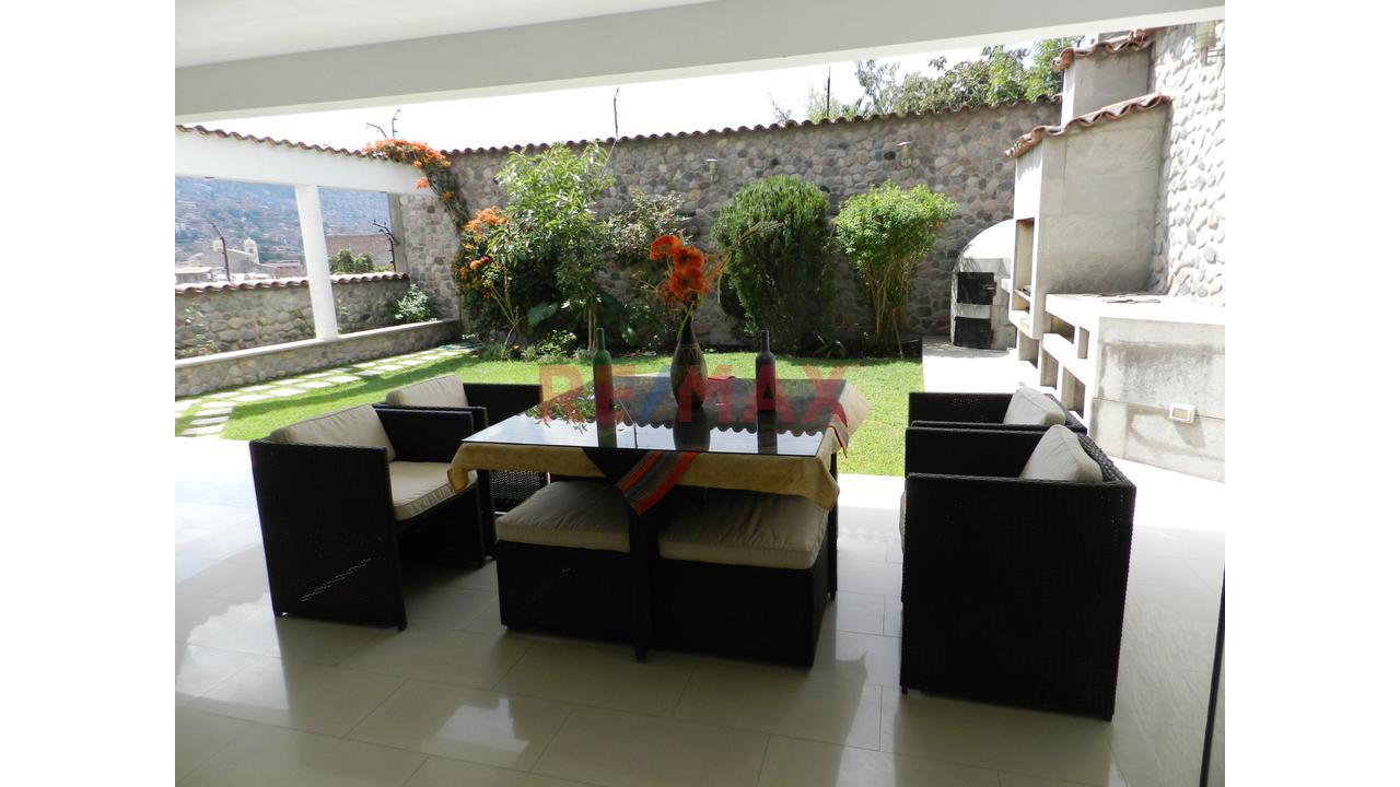 Allquilerl De Casa Con Piscina Y 2 Cocheras - 11