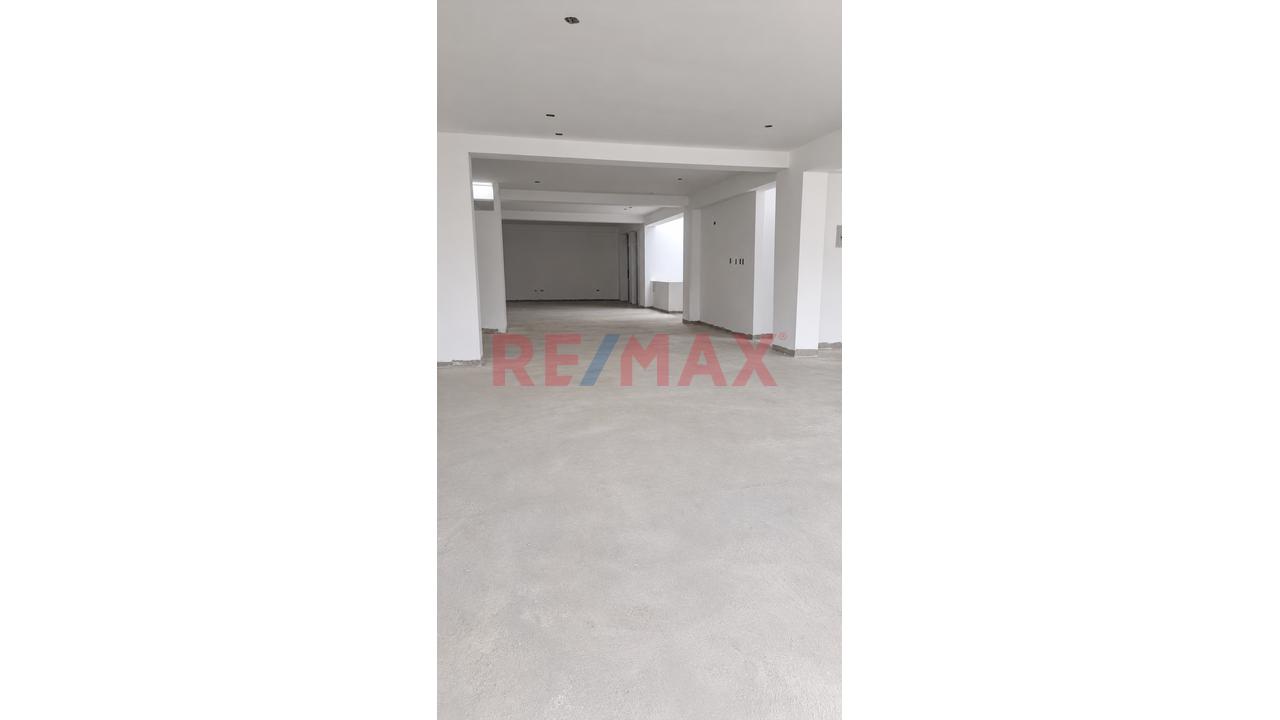Alquiler 1Er Piso Local Comercial En Av Tupac Amaru Comas - 2