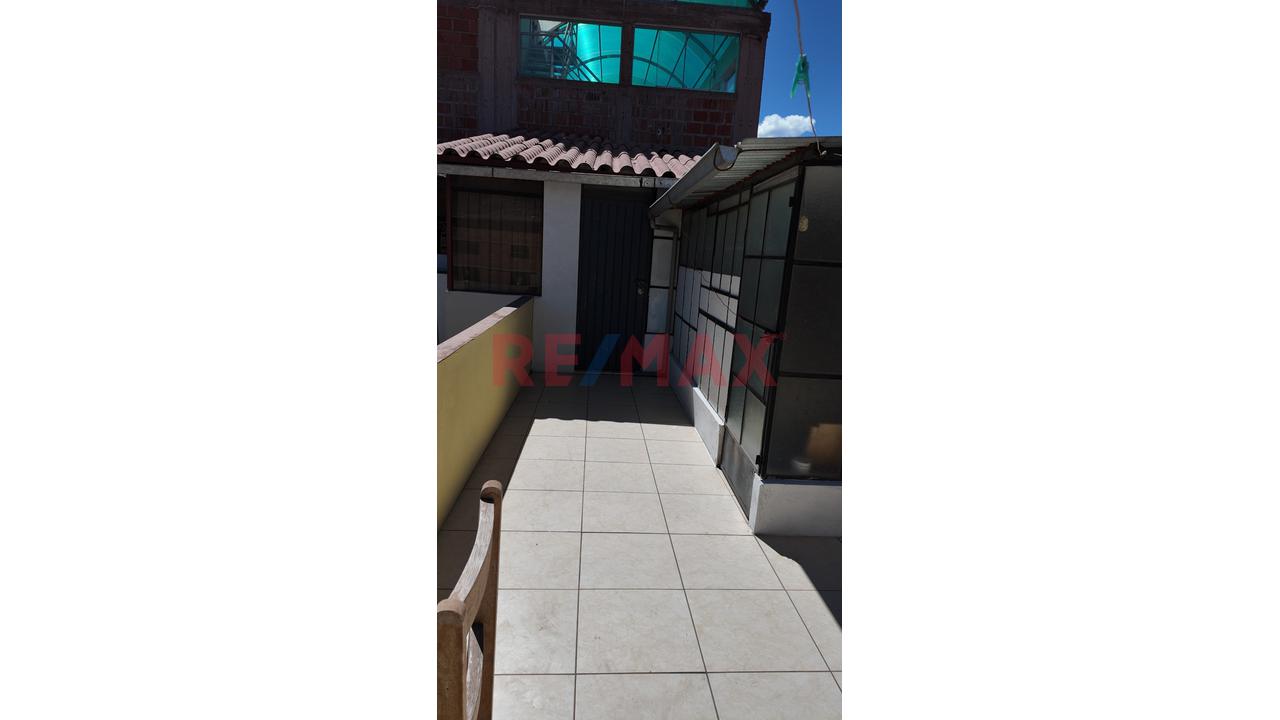 Venta De Casa En San Sebastian Excelente Ubicacion - 4