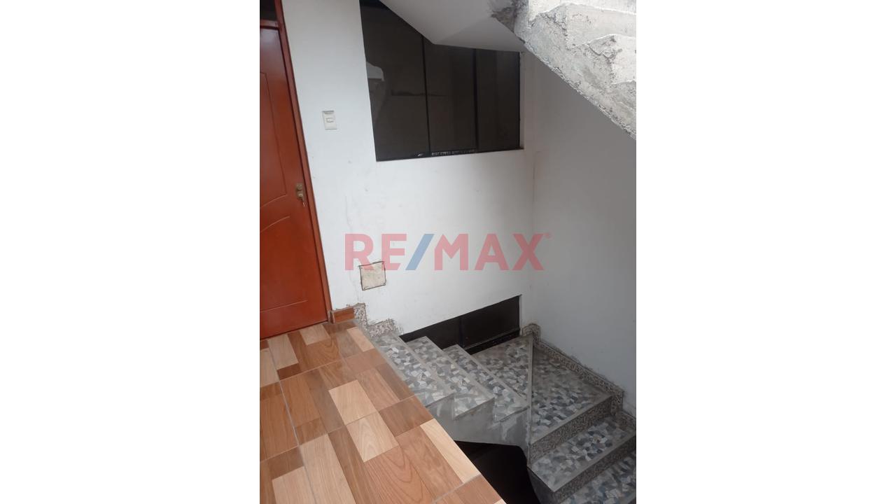 Se Alquila Departamento 2Do Piso-3 Habitaciones En Comas - 4