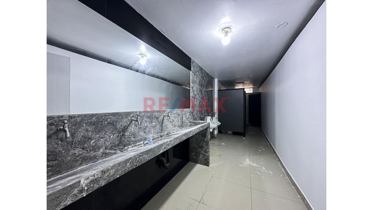 ¡Alquilo Amplio Local Comercial  2Do Piso En Los Olivos!  Ideal Para Academias, Gym, Institutos O Centros Médicos 🏫🏥 - 16