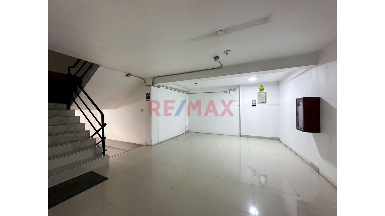 ¡Alquilo Amplio Local Comercial  2Do Piso En Los Olivos!  Ideal Para Academias, Gym, Institutos O Centros Médicos 🏫🏥 - 13