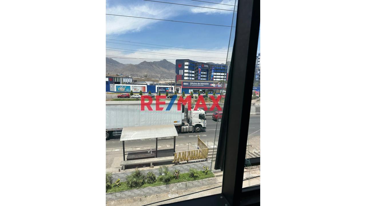¡Alquilo Amplio Local Comercial  2Do Piso En Los Olivos!  Ideal Para Academias, Gym, Institutos O Centros Médicos 🏫🏥 - 1