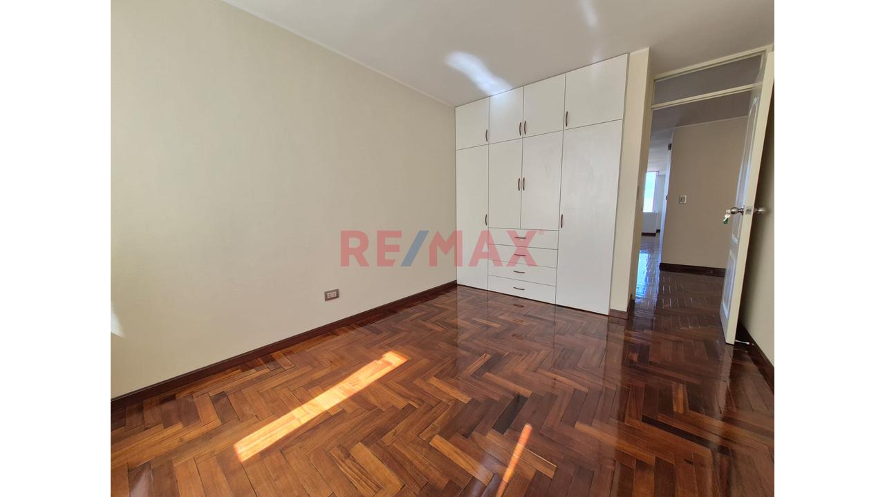 Departamento En Alquiler En Cayma Con Vista A La Campiña — foto 12