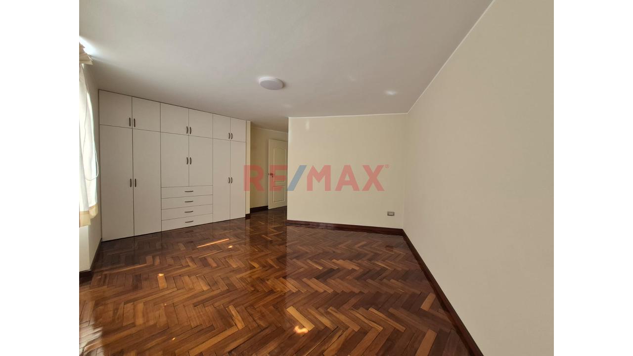Departamento En Alquiler En Cayma Con Vista A La Campiña — foto 10