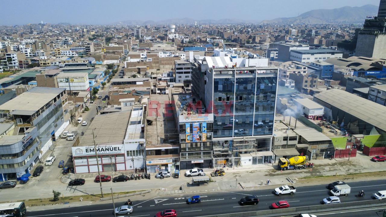 Alquilo Amplio Local Comercial En 4To Piso En Los Olivos!   🏫🏥 - 19