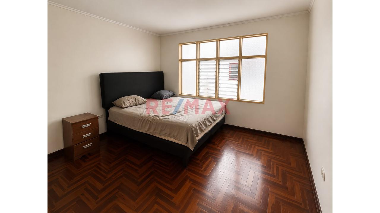 🏡 Exclusiva Casa En Venta Frente A Parque – Urb. Las Quintanas | Trujillo - 8