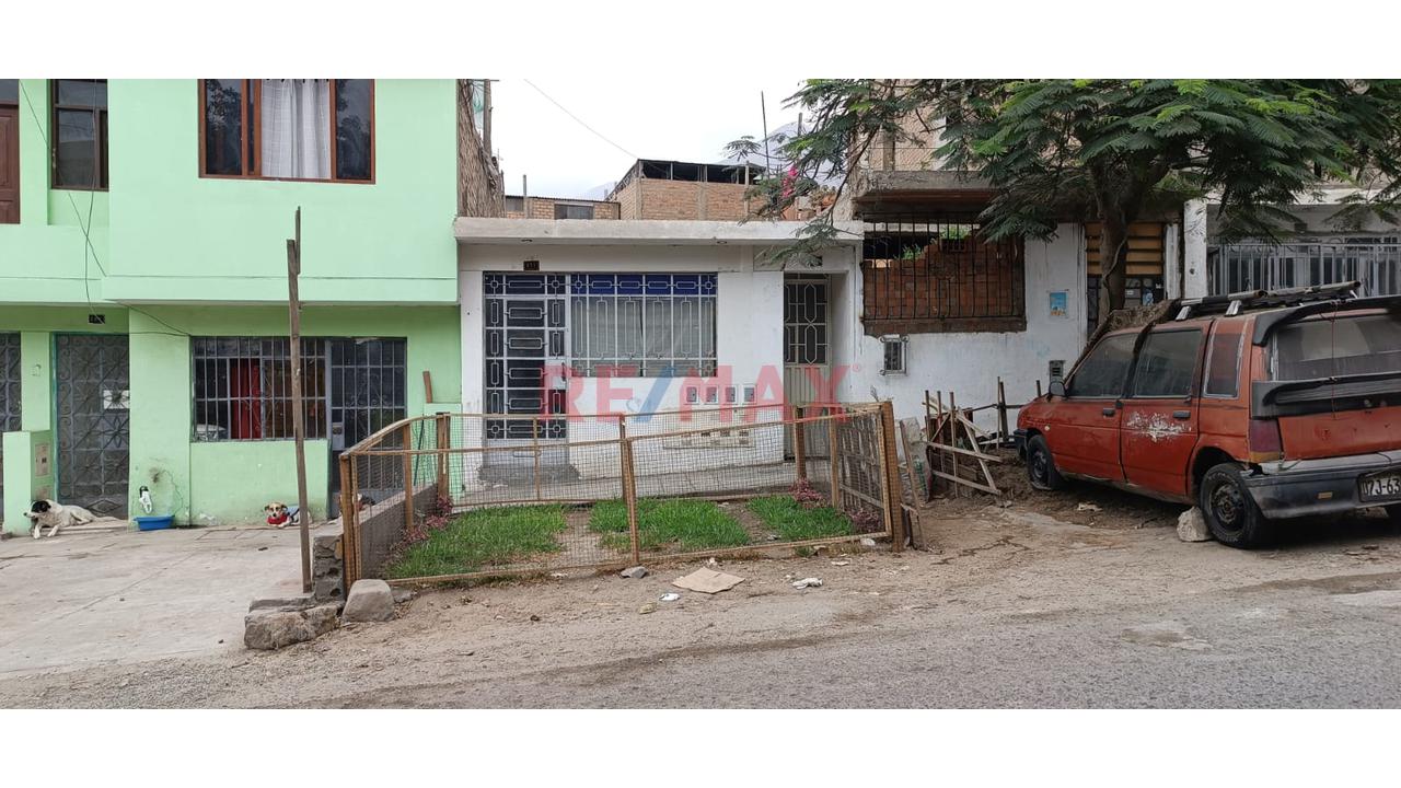 Venta De Casa En San Juan De Lurigancho Cerca A La Estacion San Carlos — foto 2