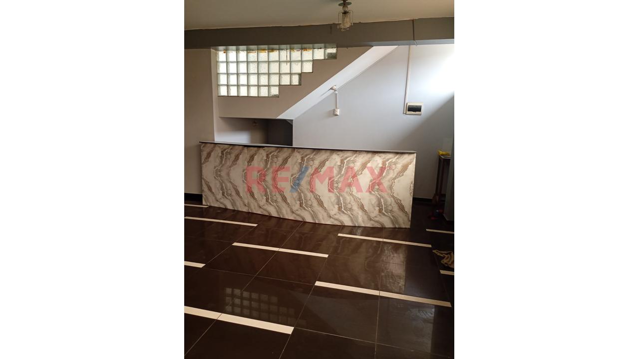 Alquiler Local Comercial 150 M²  San Juan De Lurigancho — foto 3