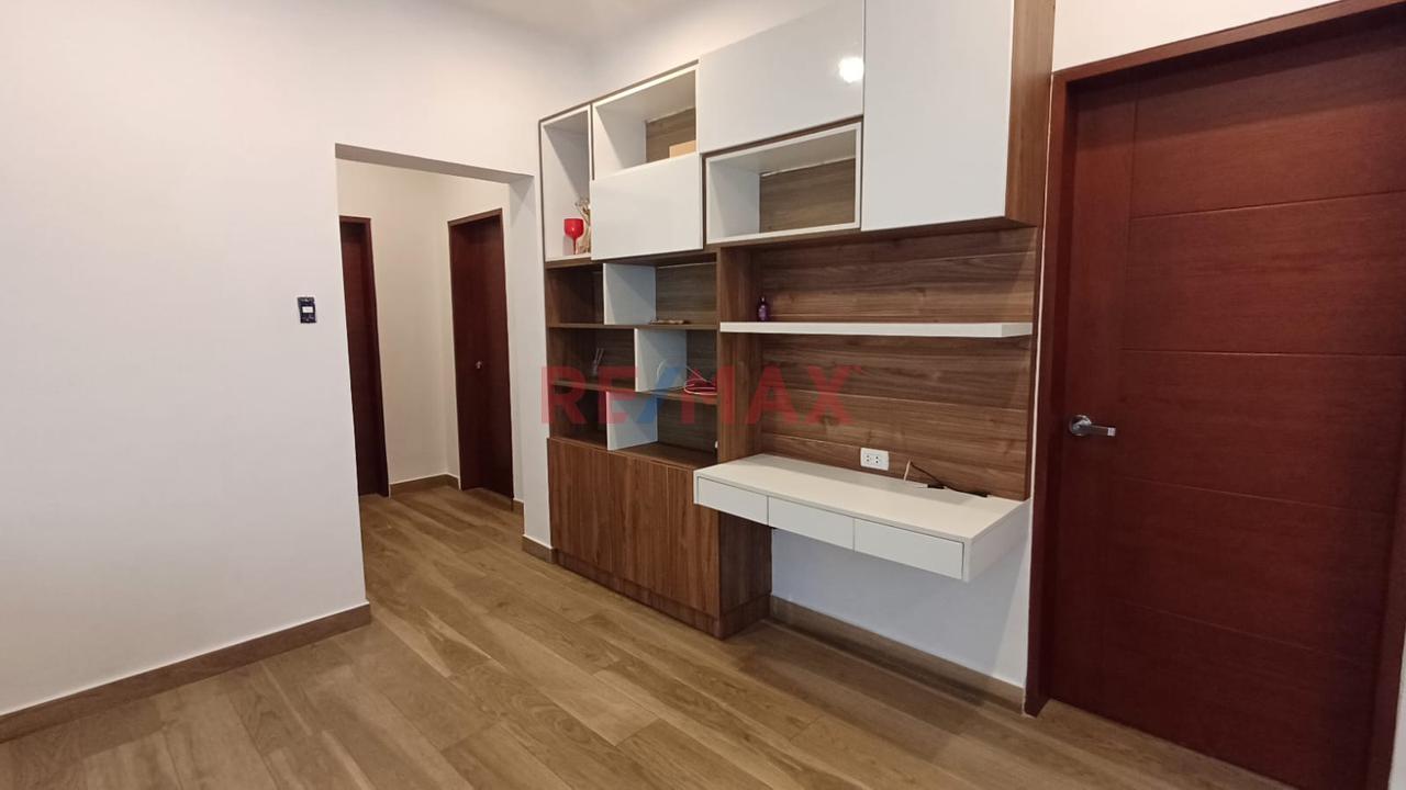 Alquiler Local Comercial Puerta A Calle Av. Del Ejercito Miraflores - 19