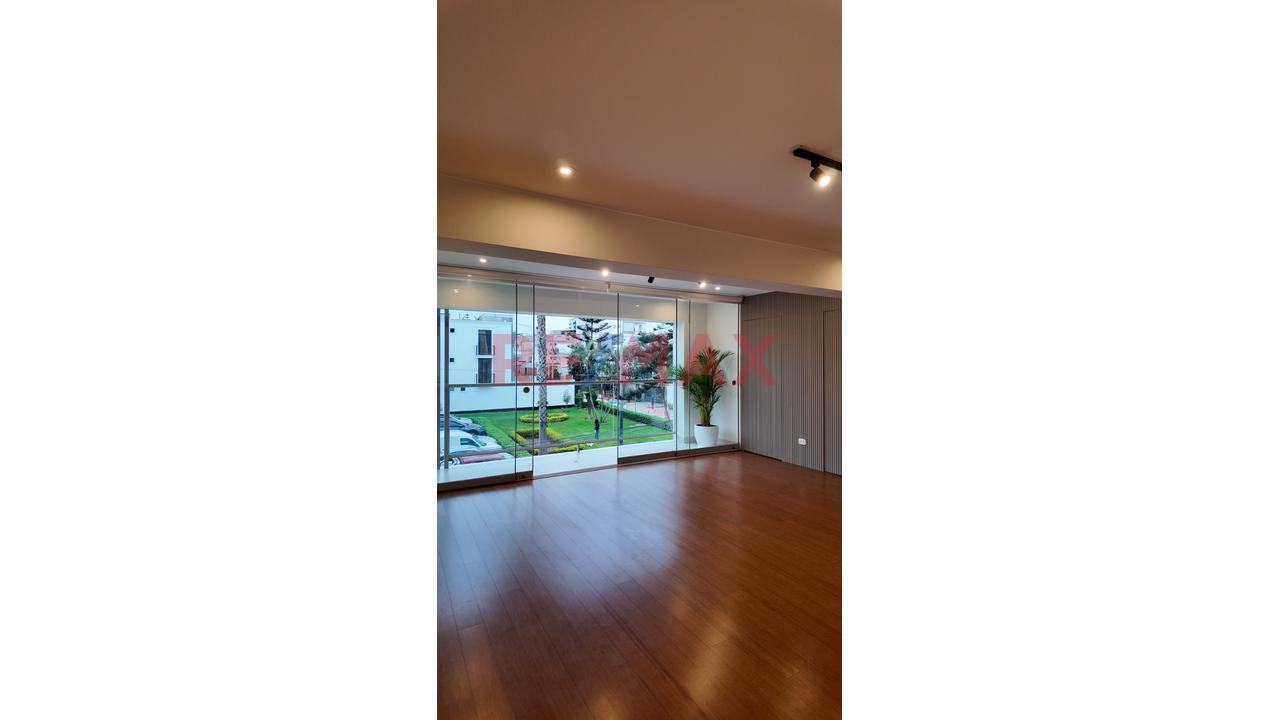 Dúplex En Venta En Surco Frente A Parque: 5 Dormitorios, Terraza Y Acabados Personalizables — foto 12