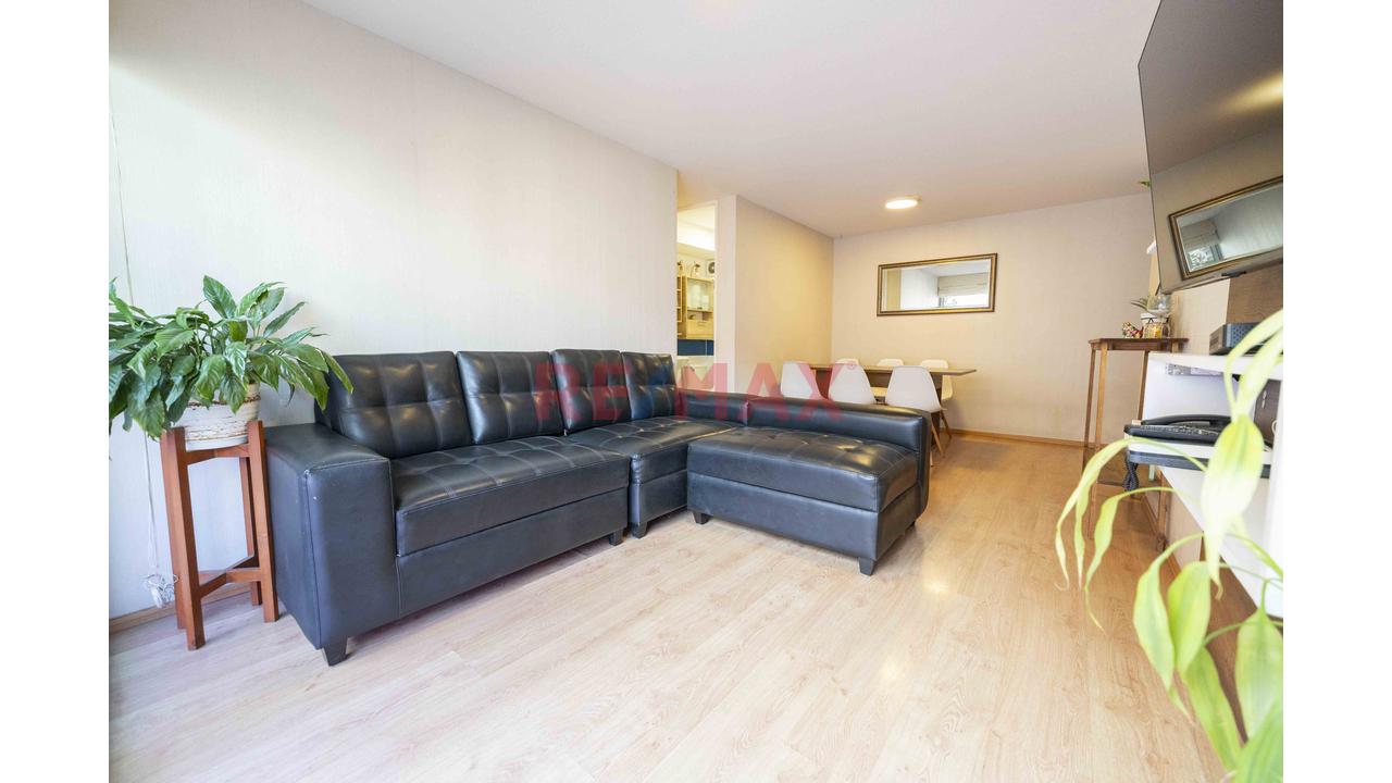 En Venta Moderno Y Acogedor Departamento En Piso 7 En Condominio Nuevavista En Bellavista — foto 2
