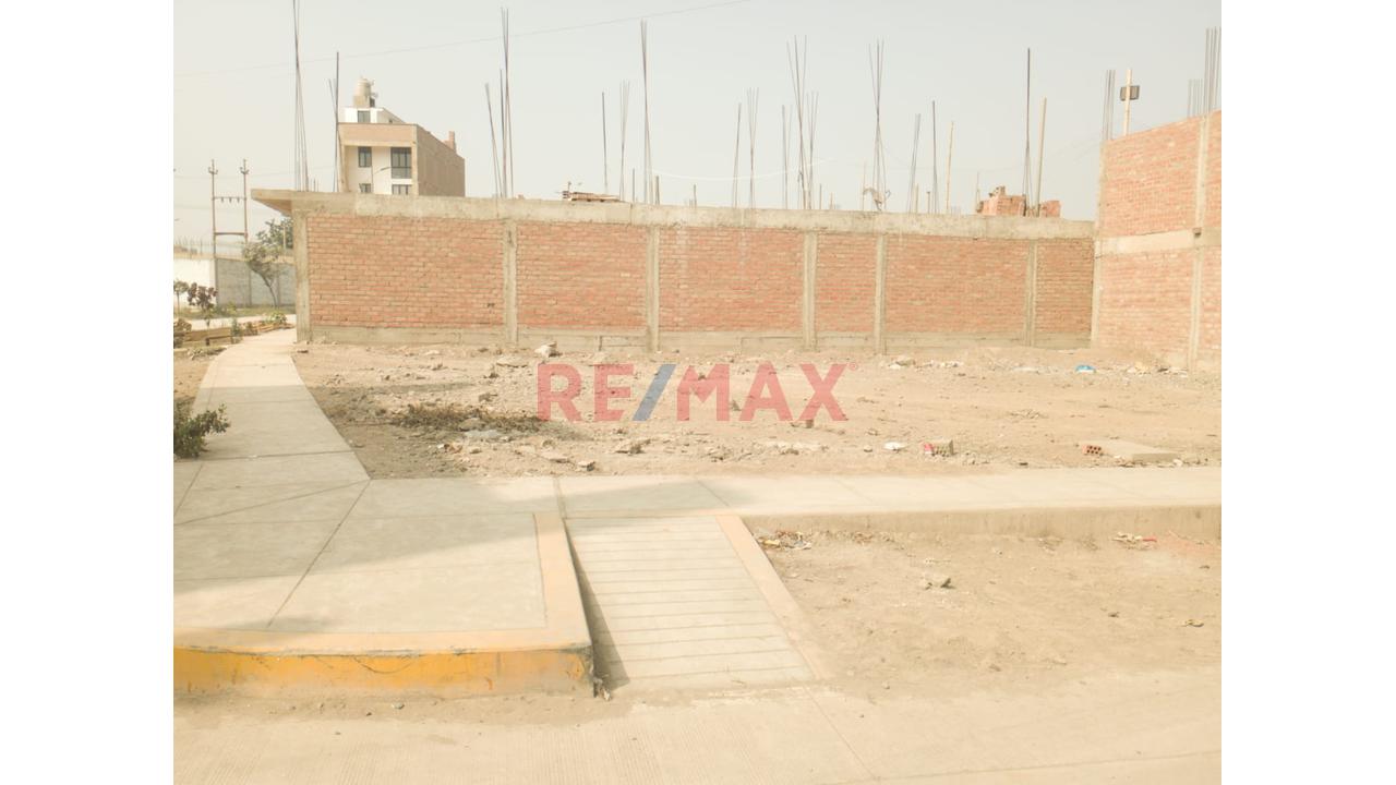 Venta De Terreno En Esquina En Urb. Santa Maria Etapa 8, Carabayllo — foto 4