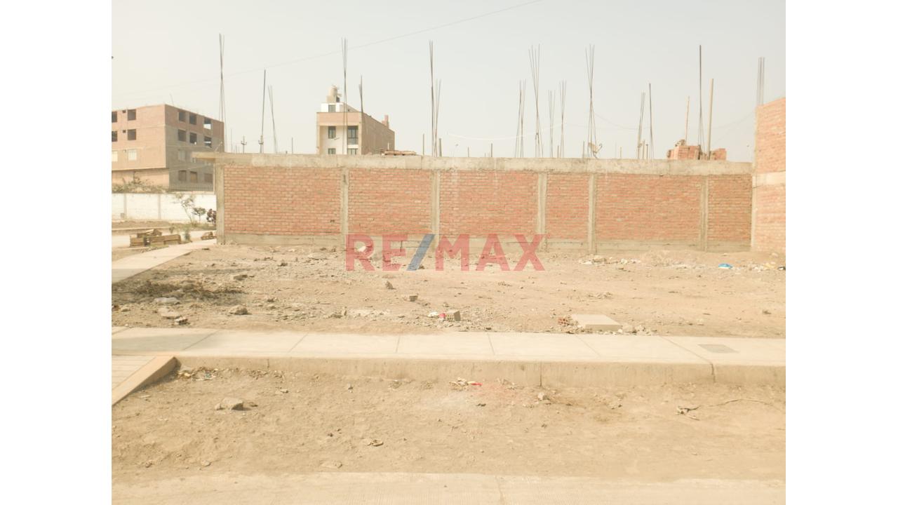 Venta De Terreno En Esquina En Urb. Santa Maria Etapa 8, Carabayllo — foto 2