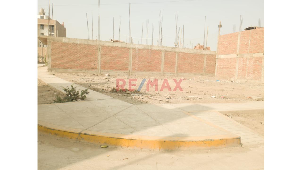 Venta De Terreno En Esquina En Urb. Santa Maria Etapa 8, Carabayllo
