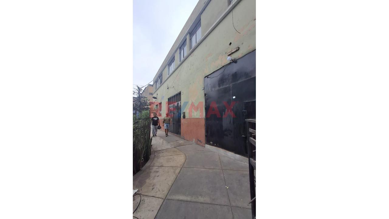 Terreno De 1,778 M² Junto A La Estación Grau Del Metro De Lima. — foto 2