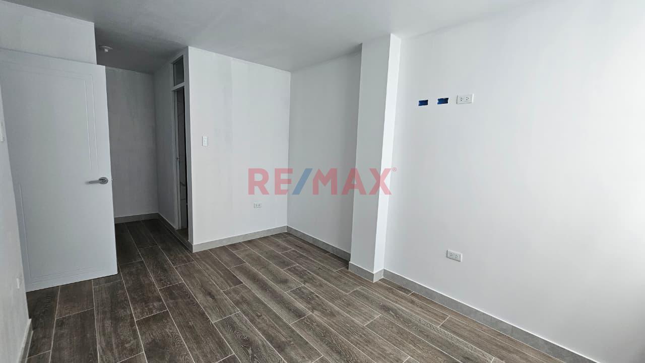 Se Vende Departamento De Estreno En Av. Juan Pablo Ii - 5