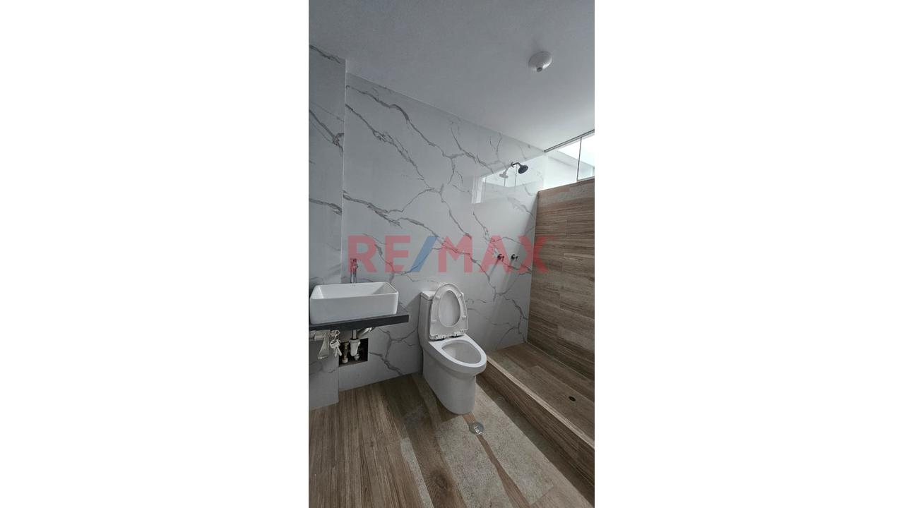 Se Vende Departamento De Estreno En Av. Juan Pablo Ii - 10