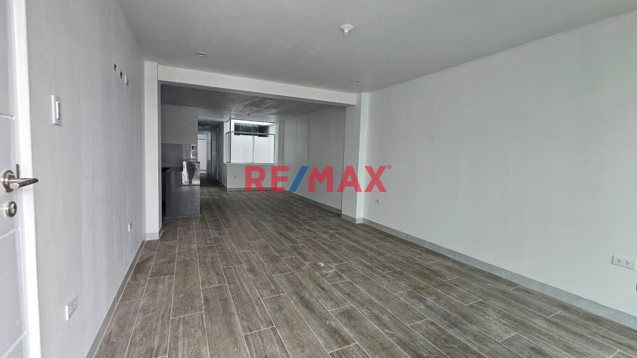 Se Vende Departamento De Estreno En Av. Juan Pablo Ii - 1