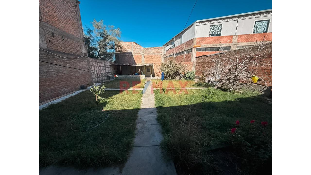 Casona En Venta Calle Melgar — foto 7