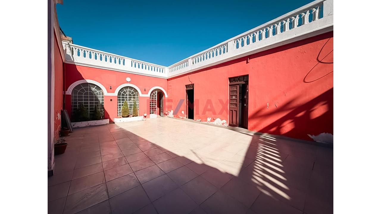 Casona En Venta Calle Melgar