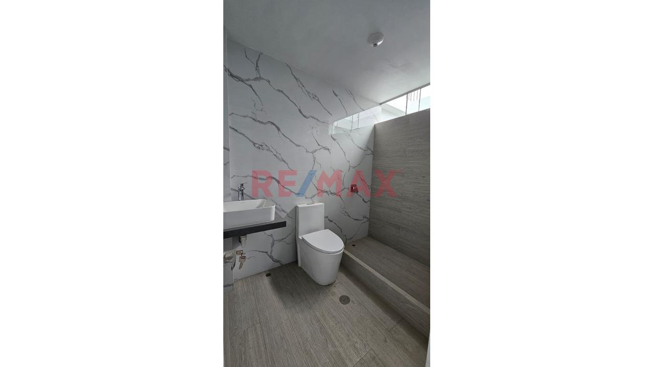 Se Vende Departamento De Estreno En Urb. Los Rosales De San Luis - 4