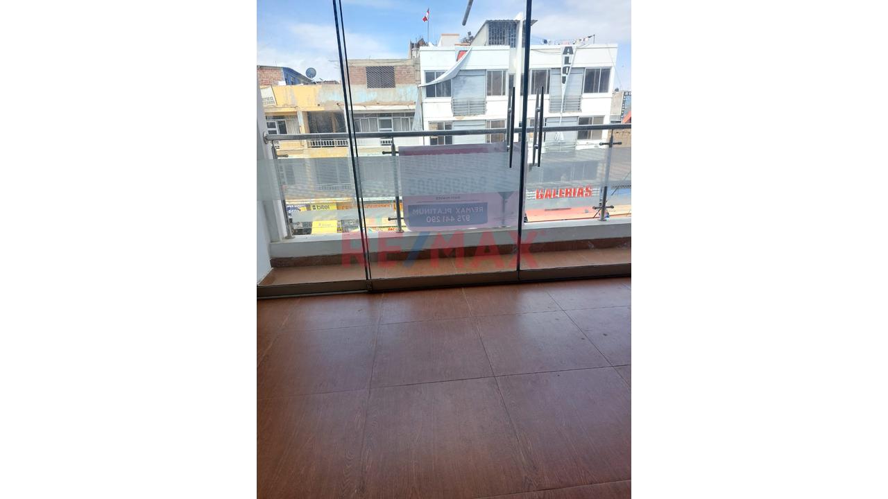 🏡 ¡Alquila Tu Nuevo Departamento En Una Excelente Ubicación Comercial! — foto 3