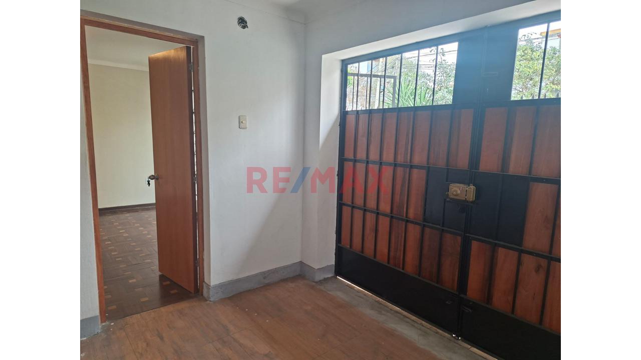 Se Alquila Casa Totalmente Remodelada En Pueblo Libre 4 Dormitorios, 4.5 Baños Y Cochera - 5