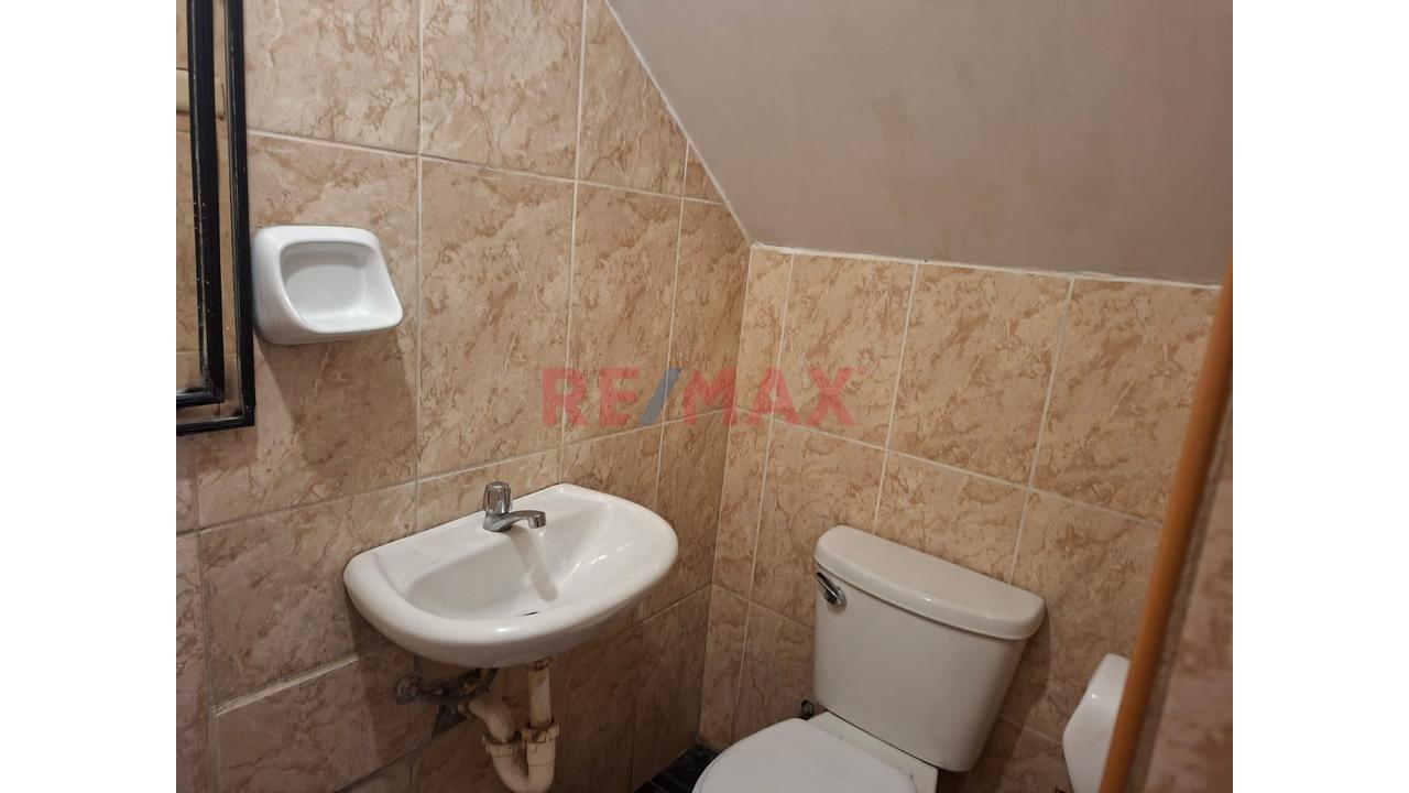 Se Alquila Departamento En Los Olivos 1Er Piso Puerta Calle Frente Parque — foto 5