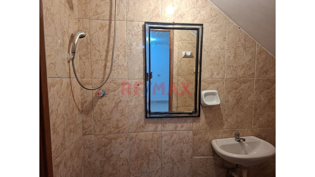 Se Alquila Departamento En Los Olivos 1Er Piso Puerta Calle Frente Parque — foto 8