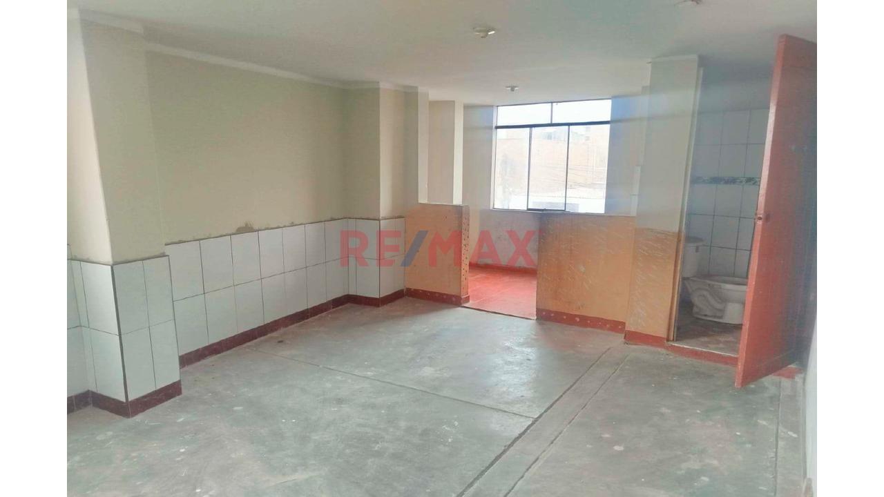 Venta Terreno 187.35 M² | Edificación En 4 Niveles | Smp - Av Independencia - 17