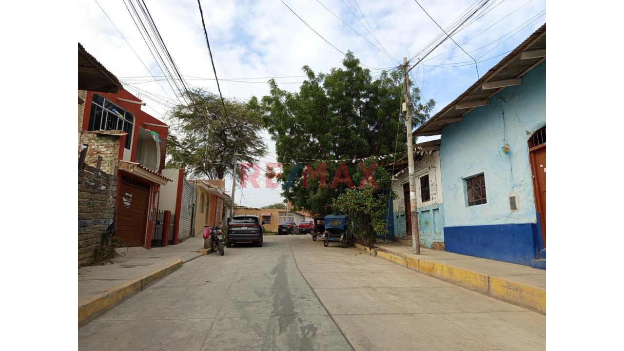 🚀Gran Oportunidad🚀 🏚Vive O Invierte En El Corazón De Sullana📌📍 A Dos Cuadras De La Plaza De Armas A Tan Solo💰 $45960🧨 - 9