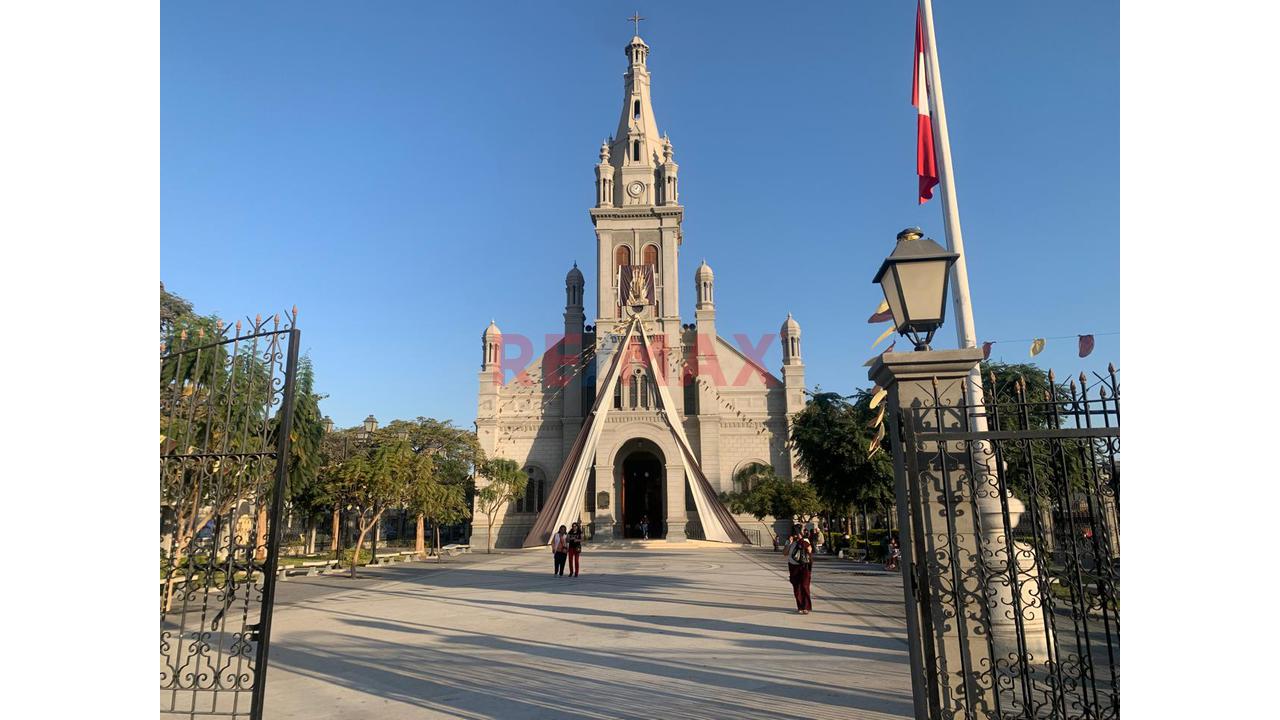 Propiedad Comercial En Venta Junto Al Santuario Del Señor De Luren – Ica - 5