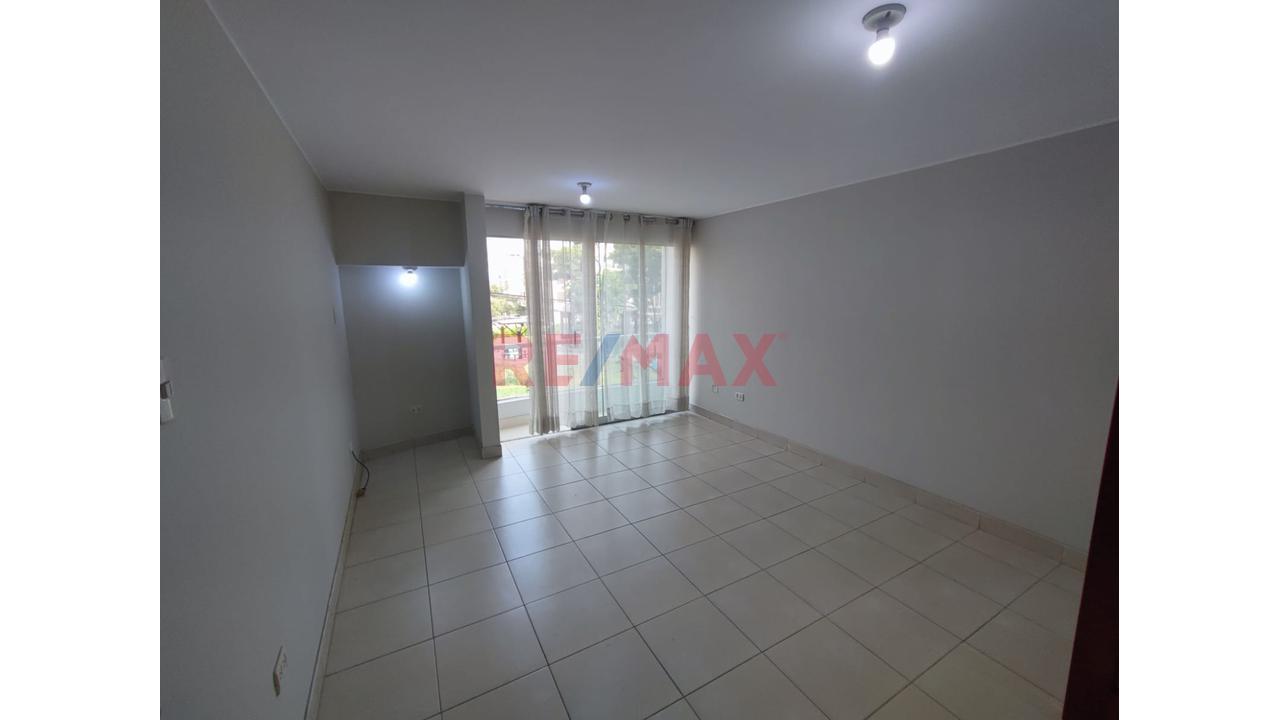 Alquilo Luminoso Departamento De 90.5 M² Con Vista A Parque