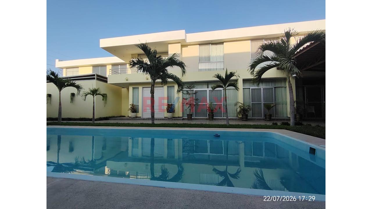 Espectacular Casa En Loma Linda Con 3 Departamentos Independientes A Precio De Ocasion - 3