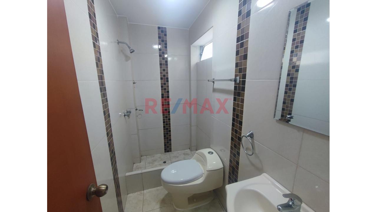 Alquilo Departamento 90.50 M² Con Terraza Y Vista A Parque: Límite De Ate Y La Molina — foto 8