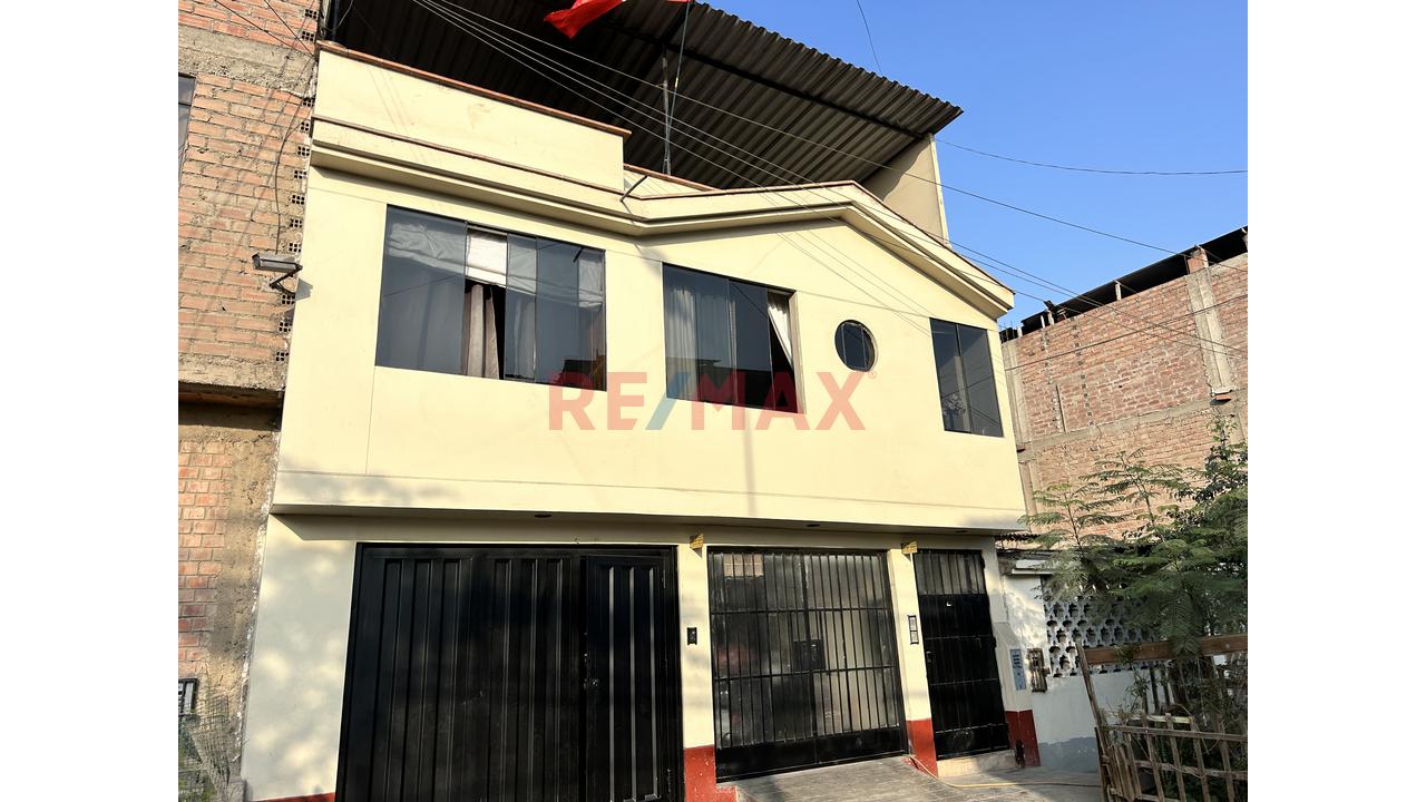 Vendo Amplia Casa De 245.49 M² Comonidad Y Conford En Sjm