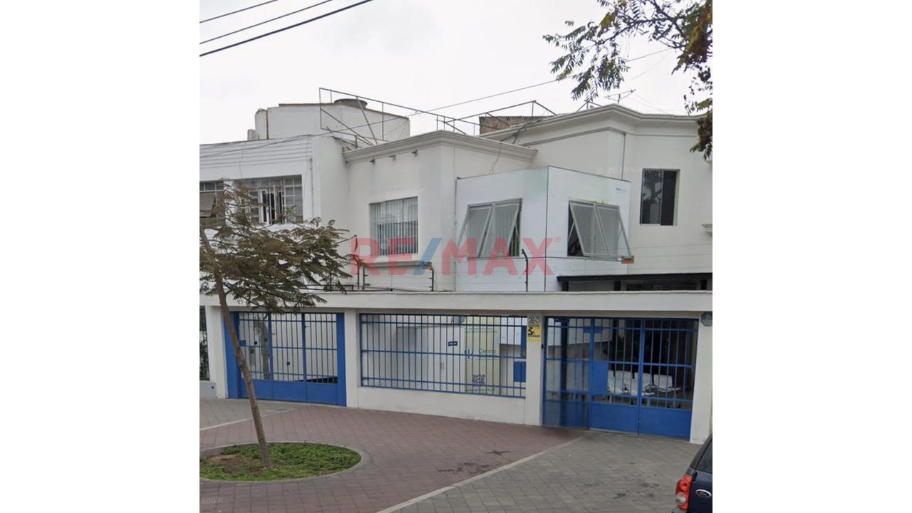 Alquiler Local Comercial/Oficina En San Isidro - A Pasos Del Centro Financiero 369M2 - 9
