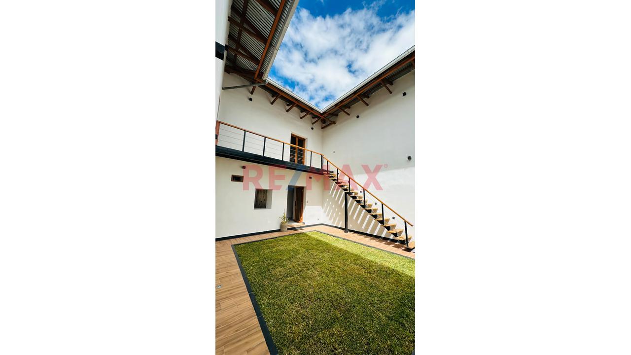 Casa Hermosa En Alquiler En Tarma - 11