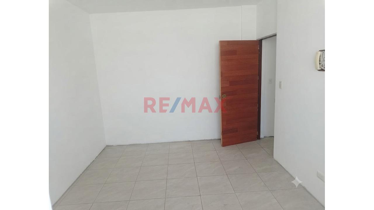 Departamento Para Estudiantes Cerca De Las Universidades De Chorrillos — foto 2