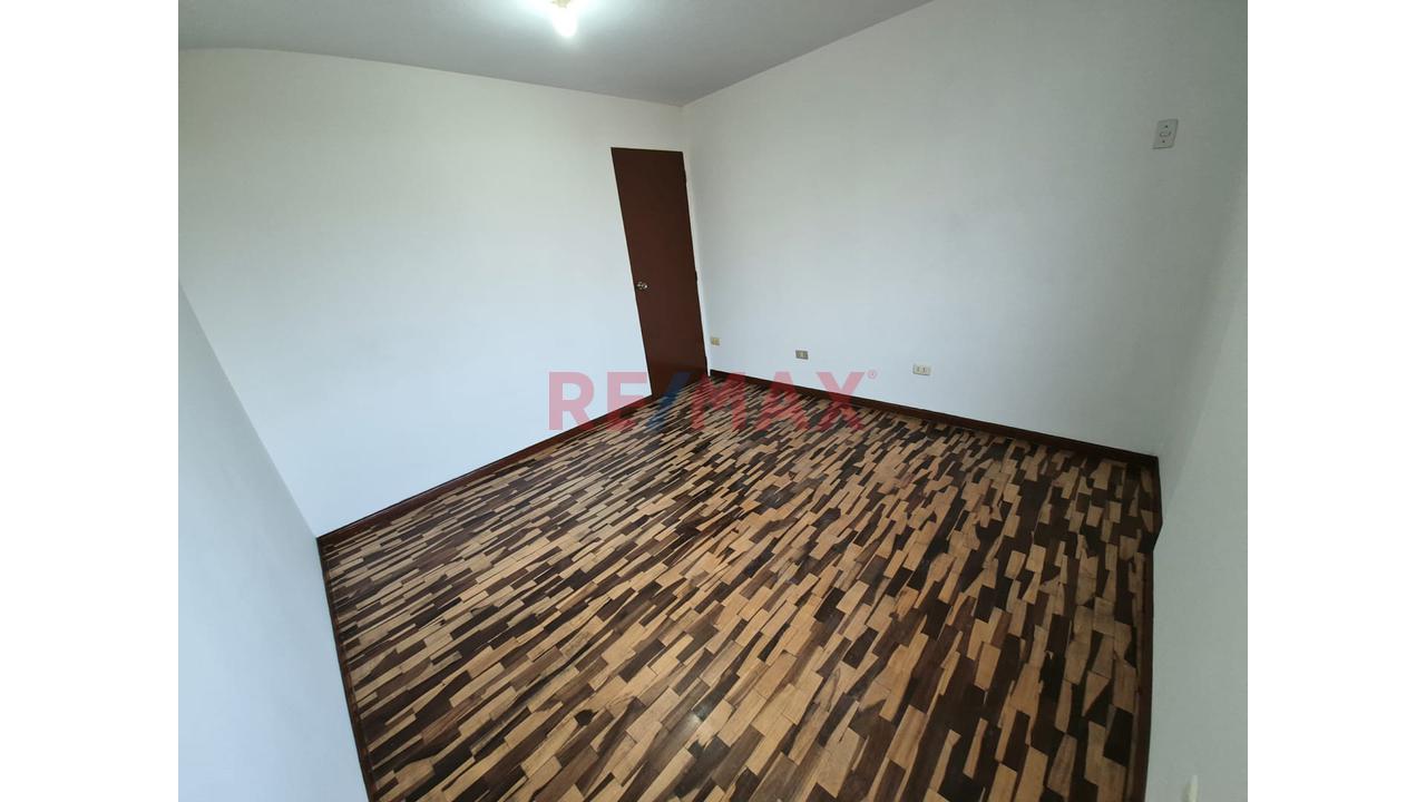 Alquiler De Departamento – Cercado De Lima Límite Con Pueblo Libre — foto 9