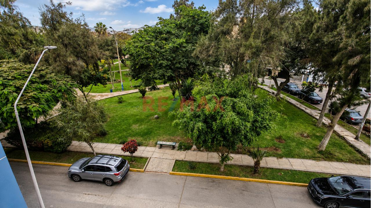 Departamento Duplex En Salamanca Ate | Frente A Parque — foto 14